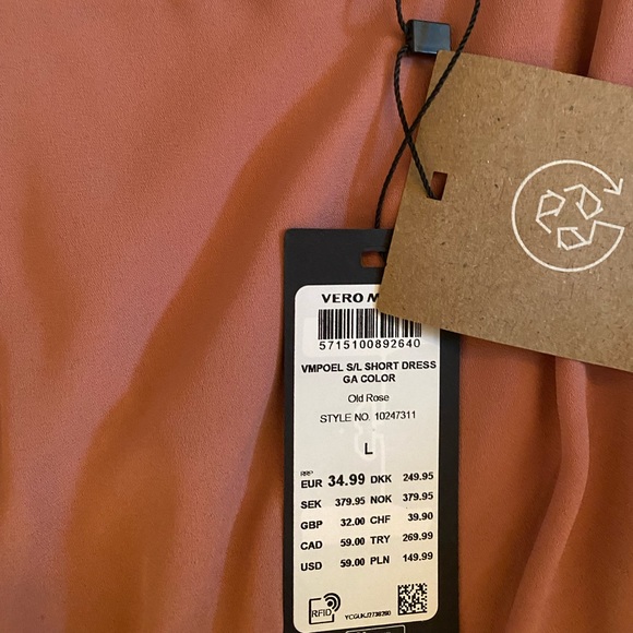 Pink / Beige sleeveless Vero Moda dress. Never worn, size large, sits above knee - Picture 2 of 2